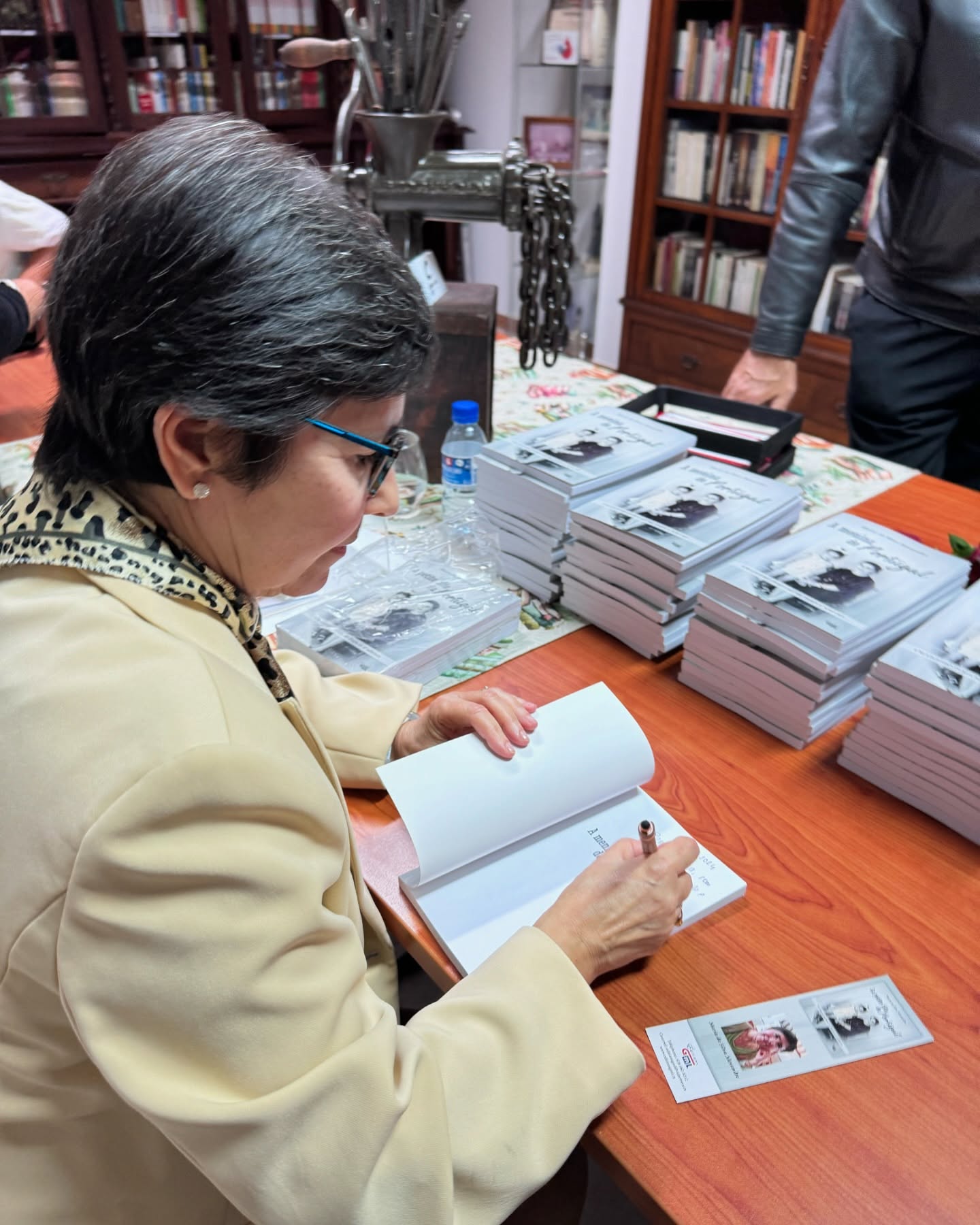 Lançamento do Livro "A Menina de Portugal"